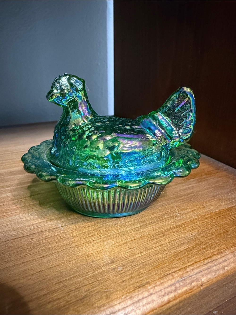 Mini Mosser Carnival Green hen on nest - not vintage